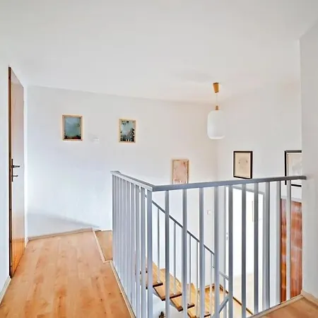 House 3 Bedrooms View Of Castle's Monastery Casa vacanze